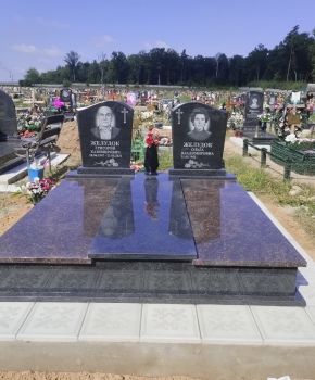 Памятник двойной 12